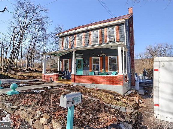 3rd image of 1985 Old Mill Rd