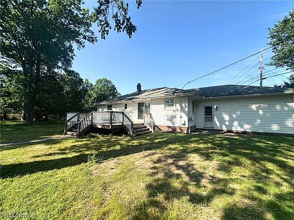 2nd image of 1031 Gary Ct