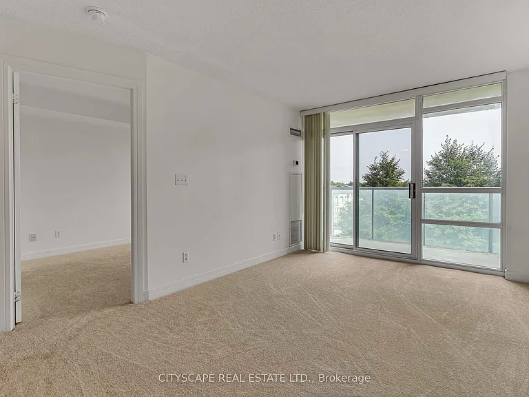 18 Harrison Garden Blvd #406 — Photo 17