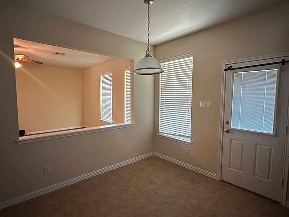 4th image of 834 Red Fern Dr