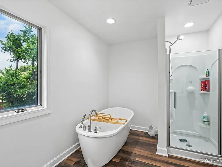 458 Cove Dr — Photo 17