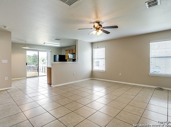 3rd image of 6718 Walnut Valley Dr