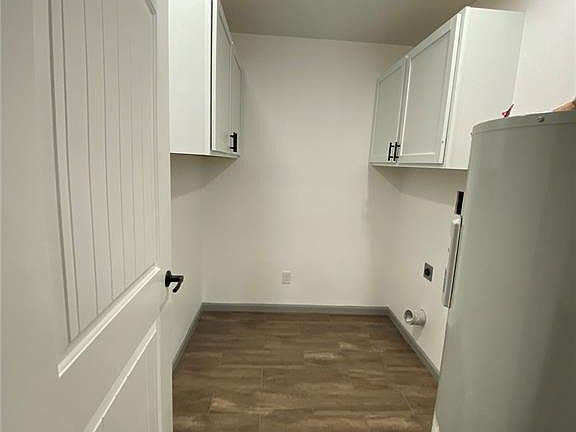 5th image of 103 S Main St