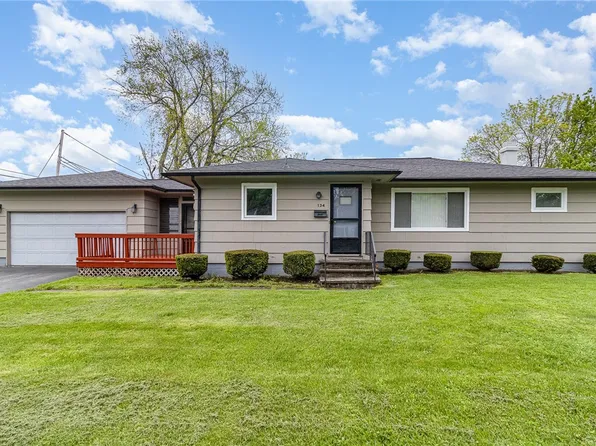 134 Schum Ln, Rochester, NY 14609