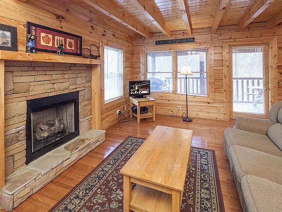 4th image of 3416 Merlin Way #832
