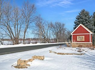 11649 E Laketowne Dr NE, Albertville, MN 55301