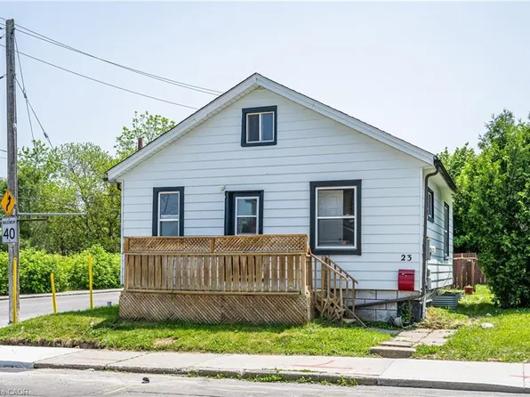 23 Marshall St, Waterloo, ON N2J 2T1