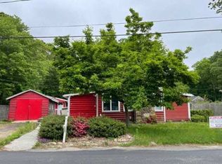 55 Cedar Hill Rd, Guilford, CT 06437