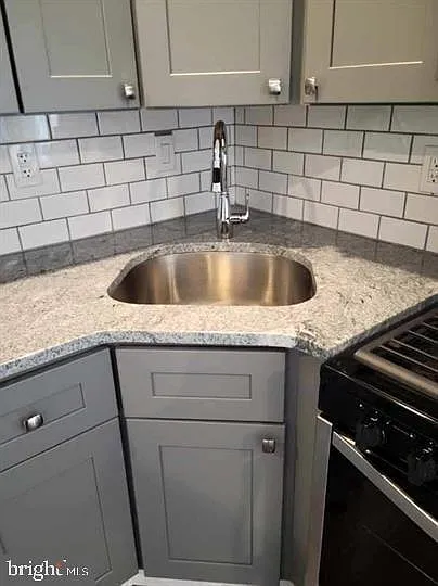 3508 Braddock St — Photo 8