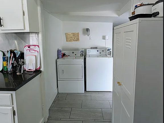 4th image of 1101 W Vernon Ave #12
