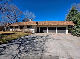 906 Bell Blvd, Grand Island, NE 68801