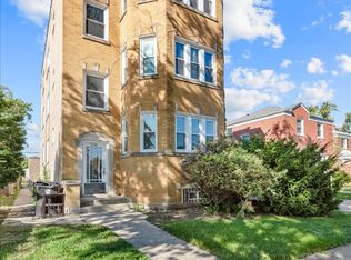 1346 Norfolk Ave APT 2, Westchester, IL 60154
