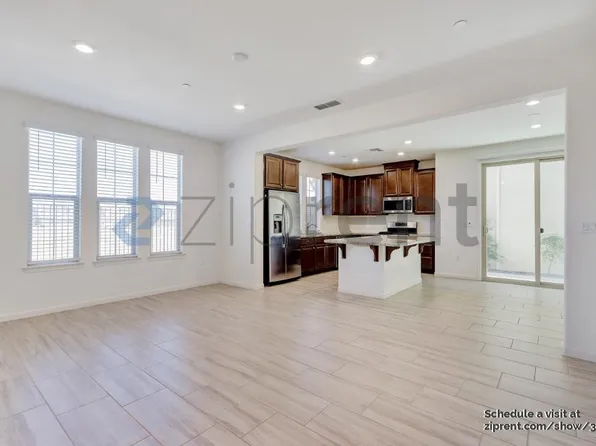 9315 Mystic Lake Aly, Sacramento, CA 95829