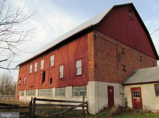 81 Township Line Rd, Gilbertsville, PA 19525