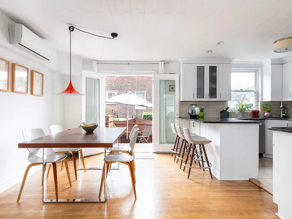 39-28 44th Street image 1 of 11