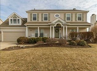 10346 Seagrave Dr, Fishers, IN 46037