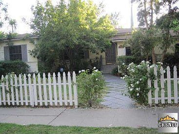 1st image of 4349 Bakman Ave