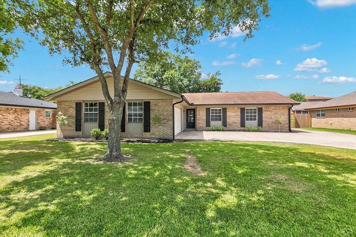 703 Alpine Dr, Port Neches, TX 77651 | Zillow