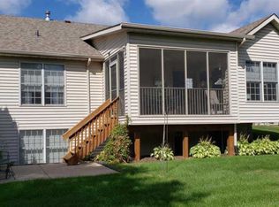 3518 72nd St, Moline, IL 61265