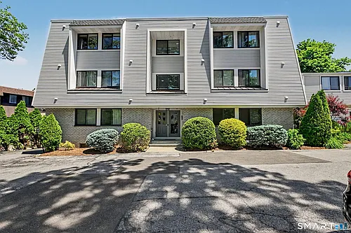 73 Riverside Ave #3A Photo 1