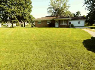 704 E Main St, Waveland, IN 47989