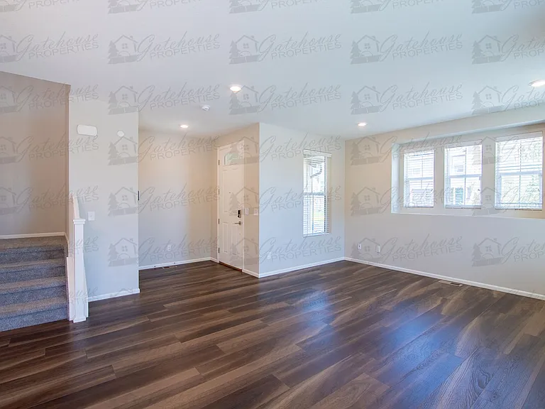10294 E 59th Ave — Photo 9