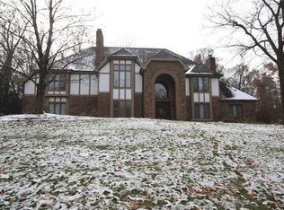 2183 Chardonnay Cir, Gibsonia, PA 15044