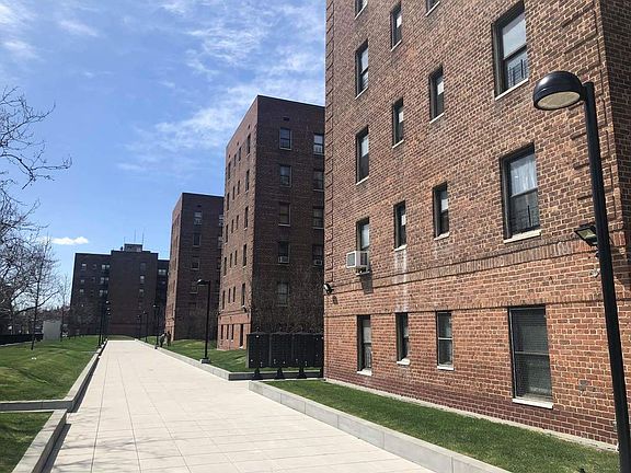 3rd image of 3301 Foster Ave APT 3D