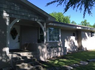 207 Crest Ridge Cir, Lakeside, TX 76108