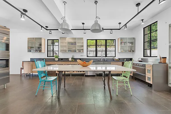 Sold by Argo Residential | media 13