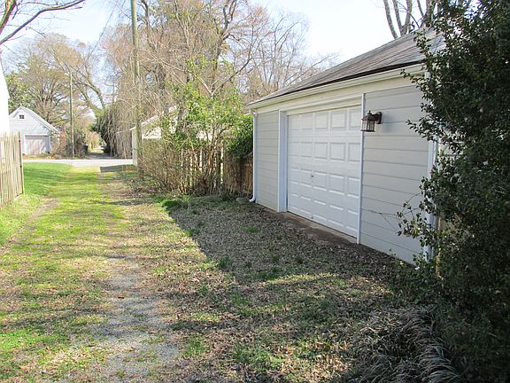 5th image of 3105 Stonewall Ave