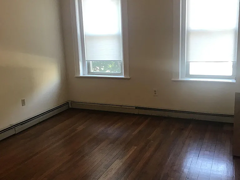 8 Ransom Rd #2 - Bedroom 1