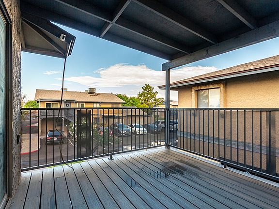 5th image of 286 W Palomino Dr Unit 184
