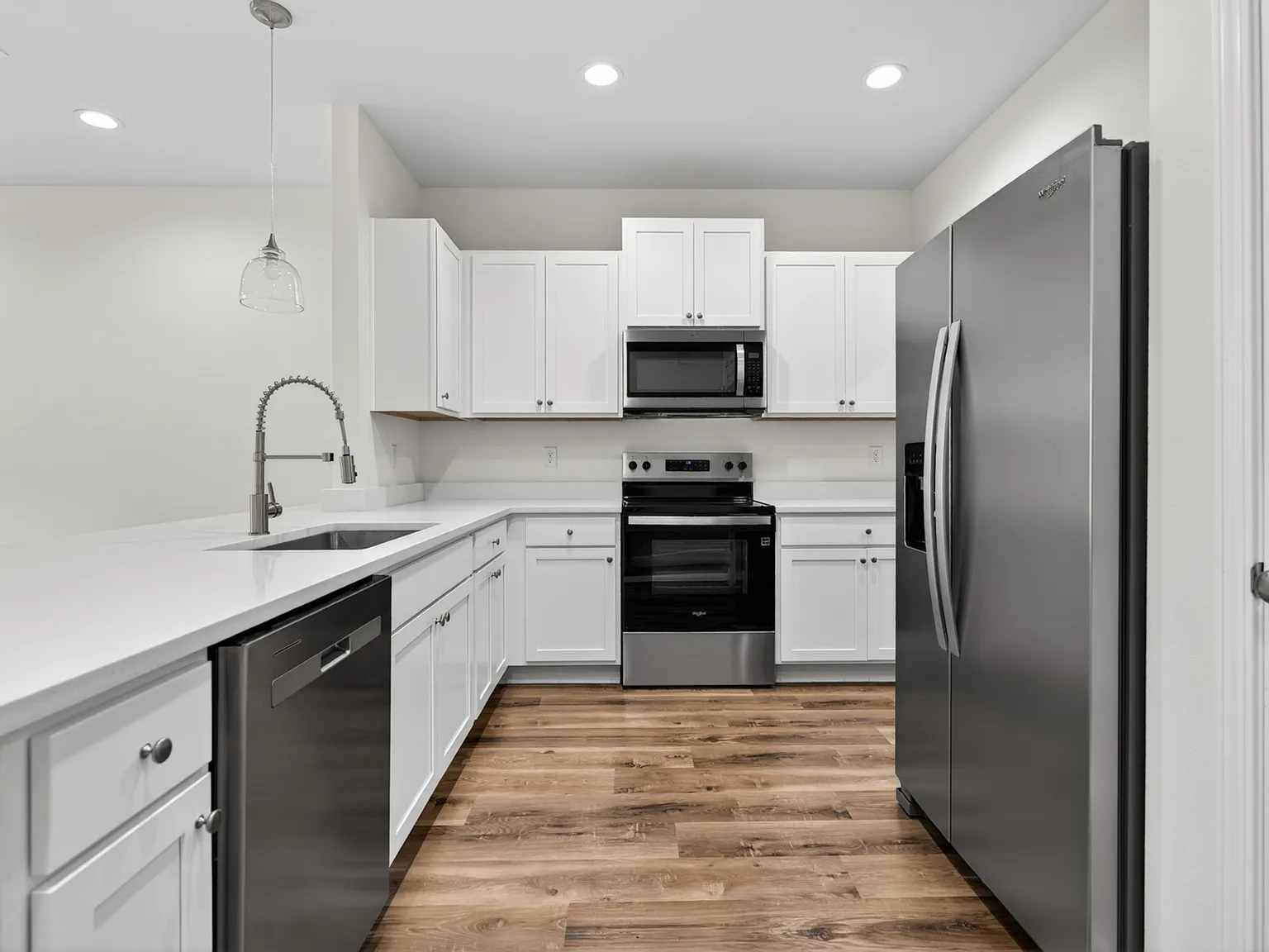 89 Eccles Rdfort — Photo 4