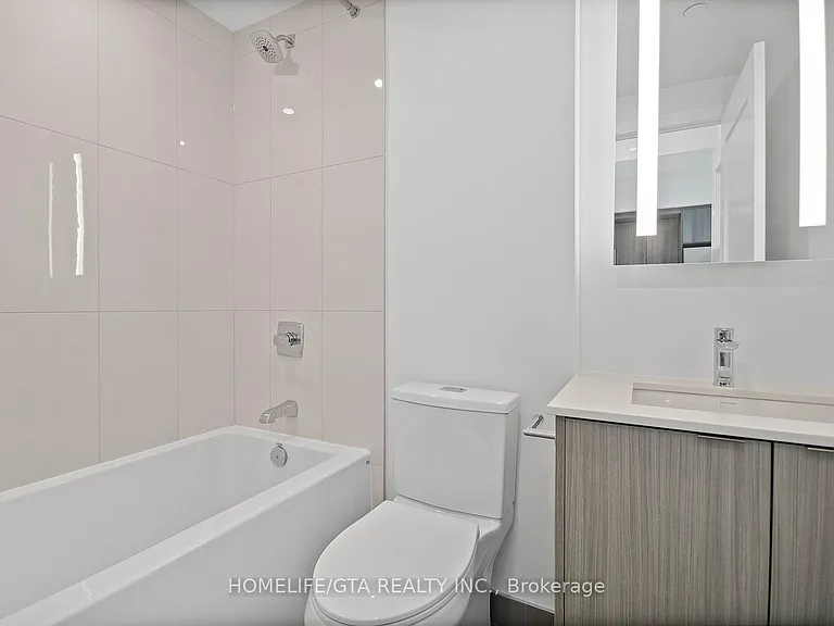 20 Inn On The Park Dr #1838 — Photo 20