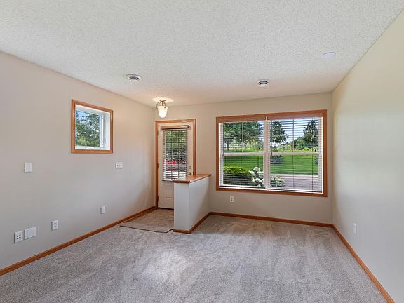 4th image of 10870 Kingsfield Ln