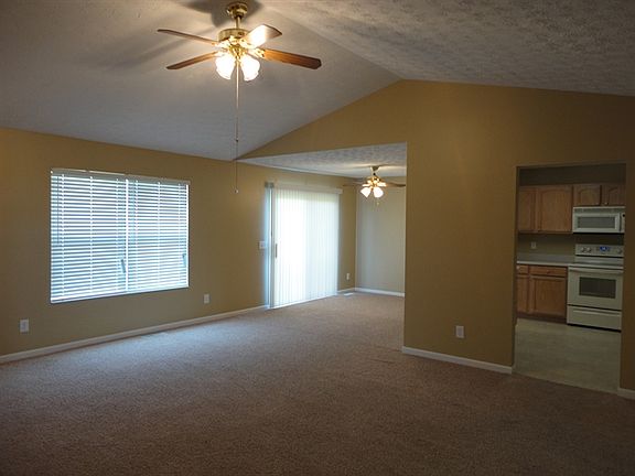 4th image of 6923 Belleglade Dr