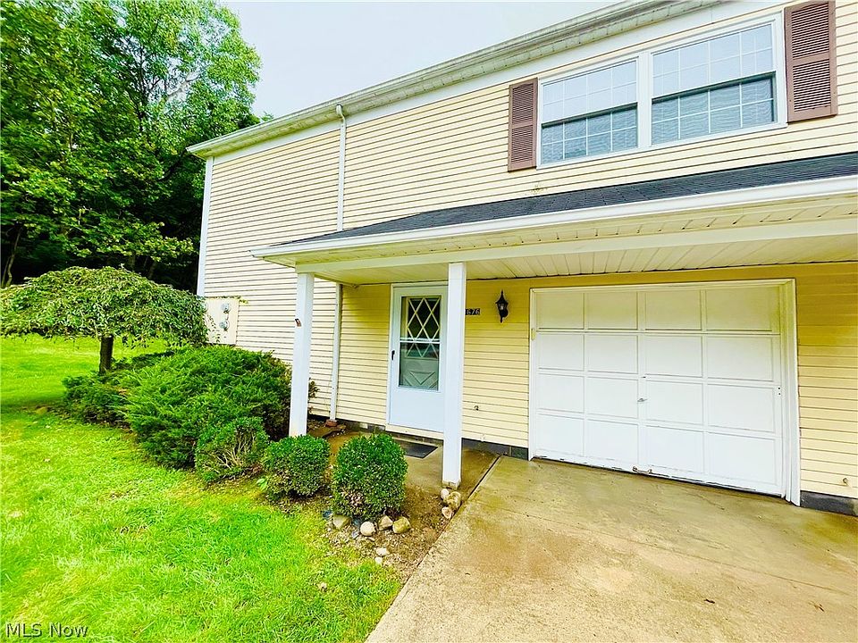 1st image of 13676 Oakbrook Dr #3676