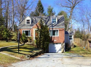 3230 Eastview Rd, Bethel Park, PA 15102