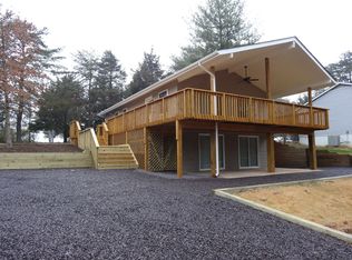 1602 Lakeview Pkwy, Locust Grove, VA 22508