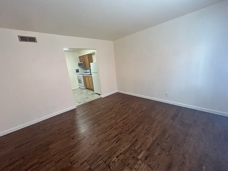 4561 Ridgewood Ave #1 — Photo 6