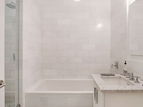 4th image of 159 W 24th St APT 2D