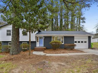 2209 Sanderford Rd, Raleigh, NC 27610