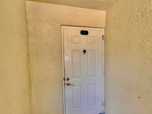 1850 Homewood Blvd #2070, Delray Beach, FL 33445