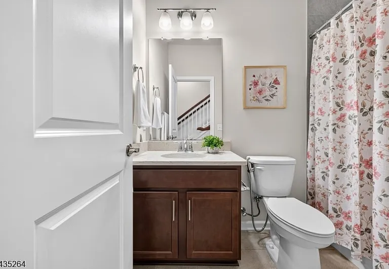 18 Cortland Ct #A — Photo 7