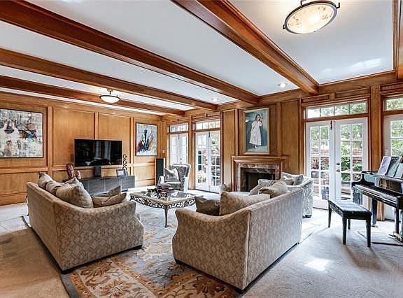2nd image of 314 Rue Saint Peter