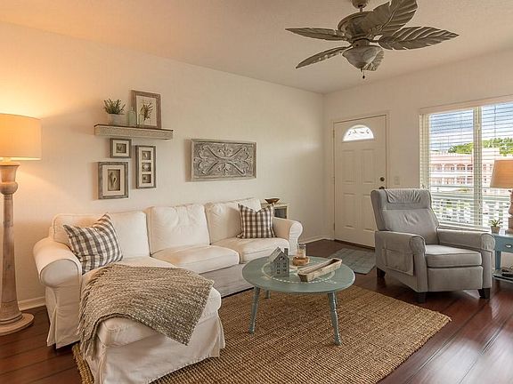 2nd image of 2459 Columbia Dr APT 83