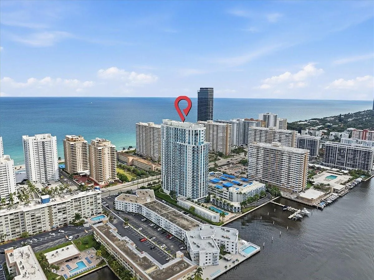 Building Photo - 1945 S Ocean Dr #509