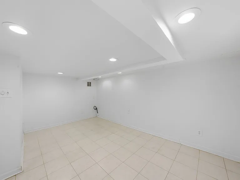 232 Riveredge Rd — Photo 20