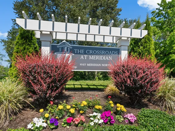 Crossroads at Meridian Apartments, 1027 N Meridian Ave #F12, Puyallup, WA 98371